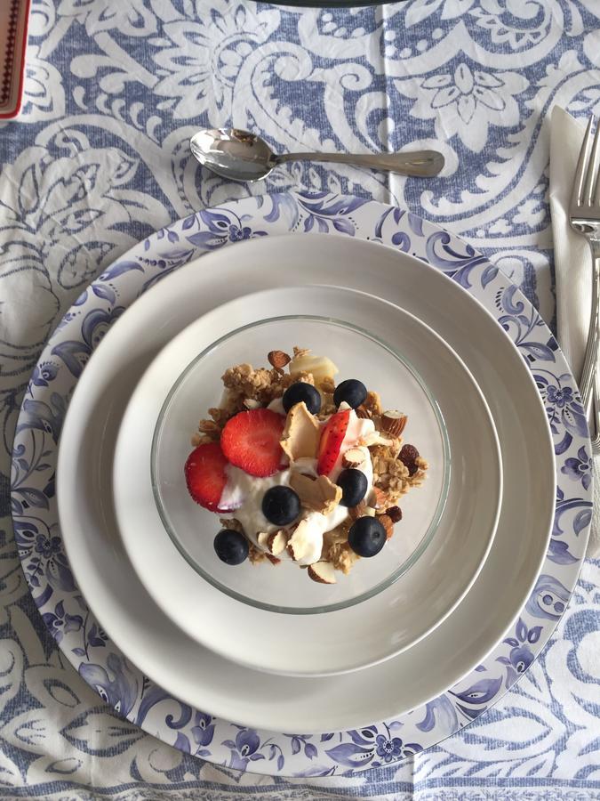 Lavender Manor BnB Bed and Breakfast Alkimos Eksteriør billede